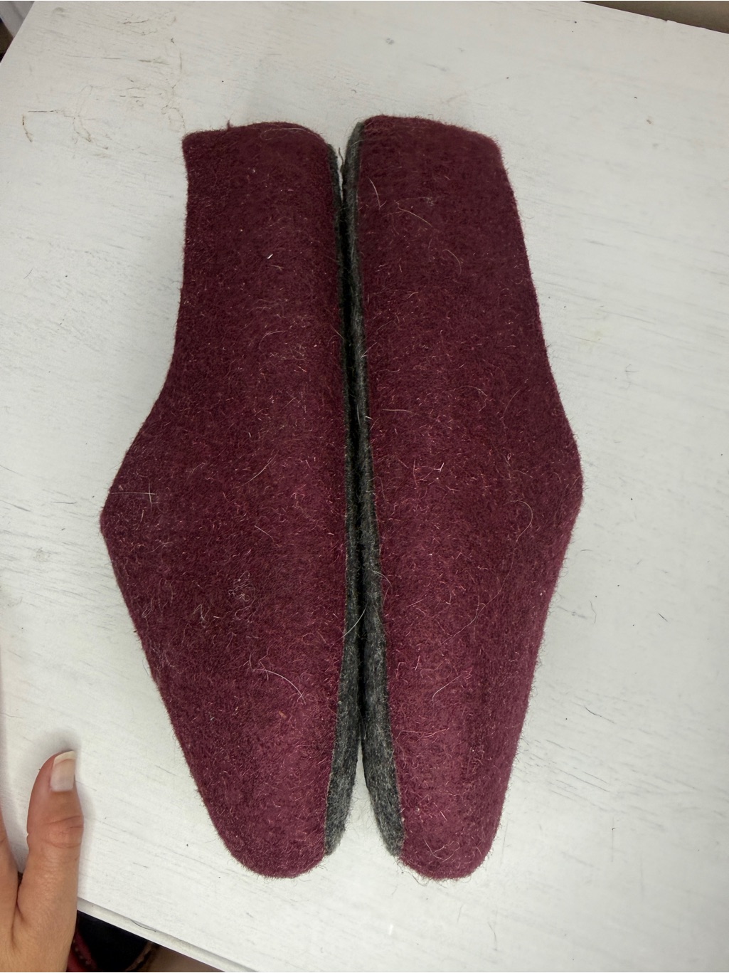 Kyrgies Wool Felt Slippers Unisex M 9-9.5, W 11.5-12 — image 8 of 8